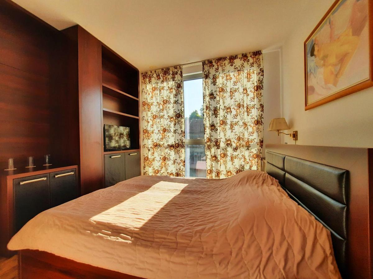Hotel City Pleven Buitenkant foto