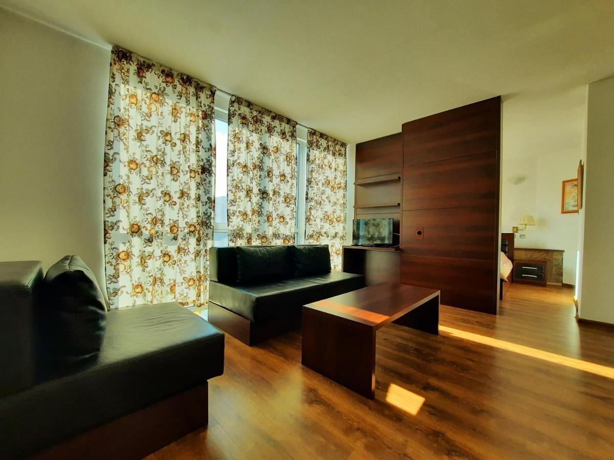 Hotel City Pleven Buitenkant foto